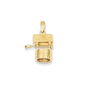 14k Yellow Gold 3D Moveable Wishing Well Pendant