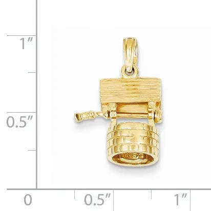 14k Yellow Gold 3D Moveable Wishing Well Pendant