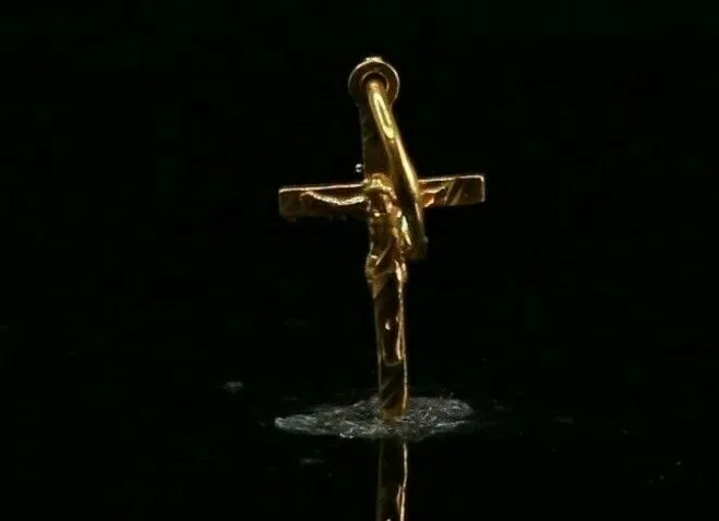 22k Pendant Solid Gold ELEGANT Simple Diamond Cut Jesus Cross Pendant P2195 mon