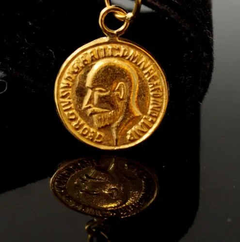 22k Solid Gold King George V Gold Sovereign Coin Dome Bezel pendant p1047 ns