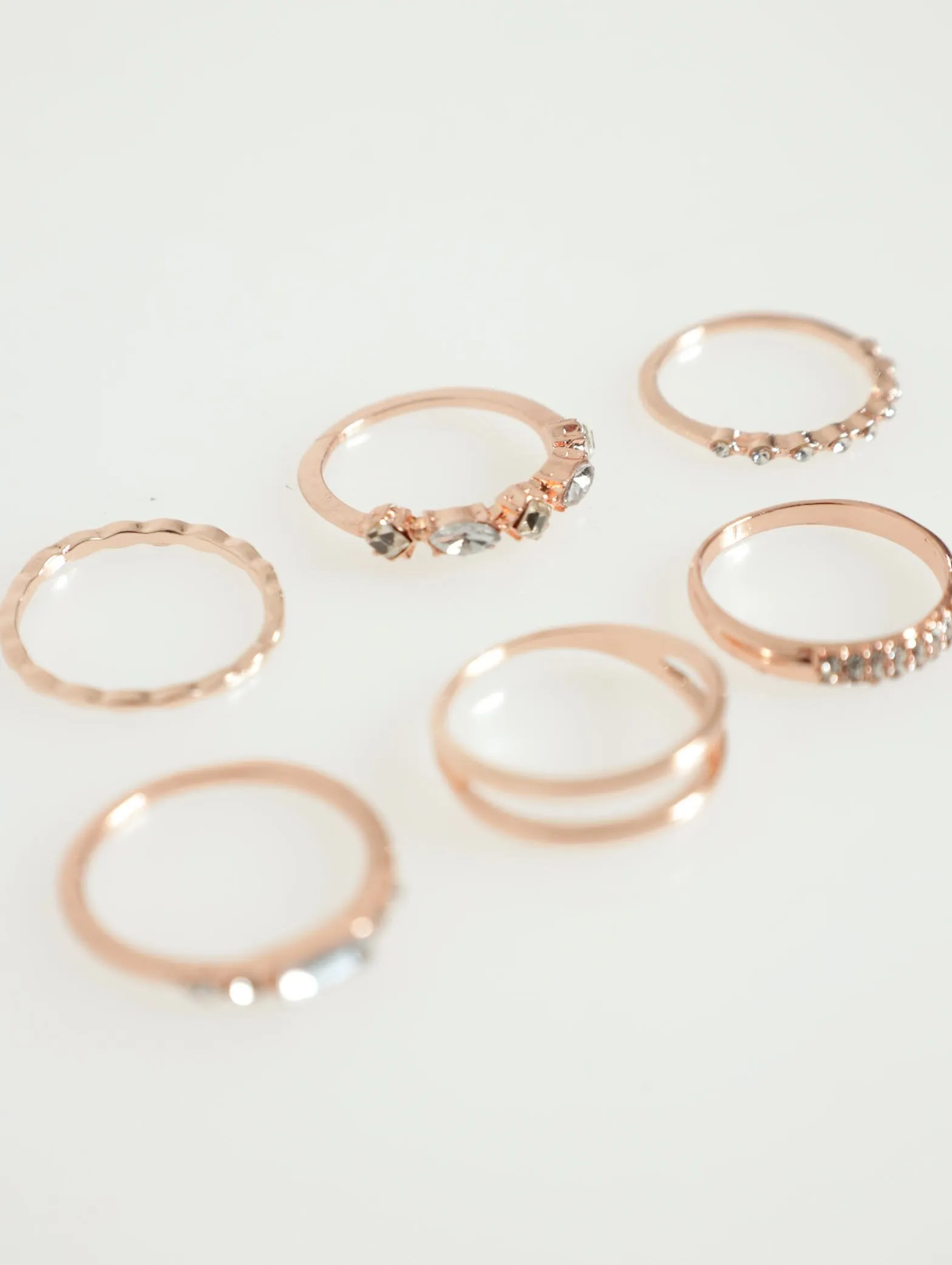 7 Pack Diamante Rings - Rose Gold