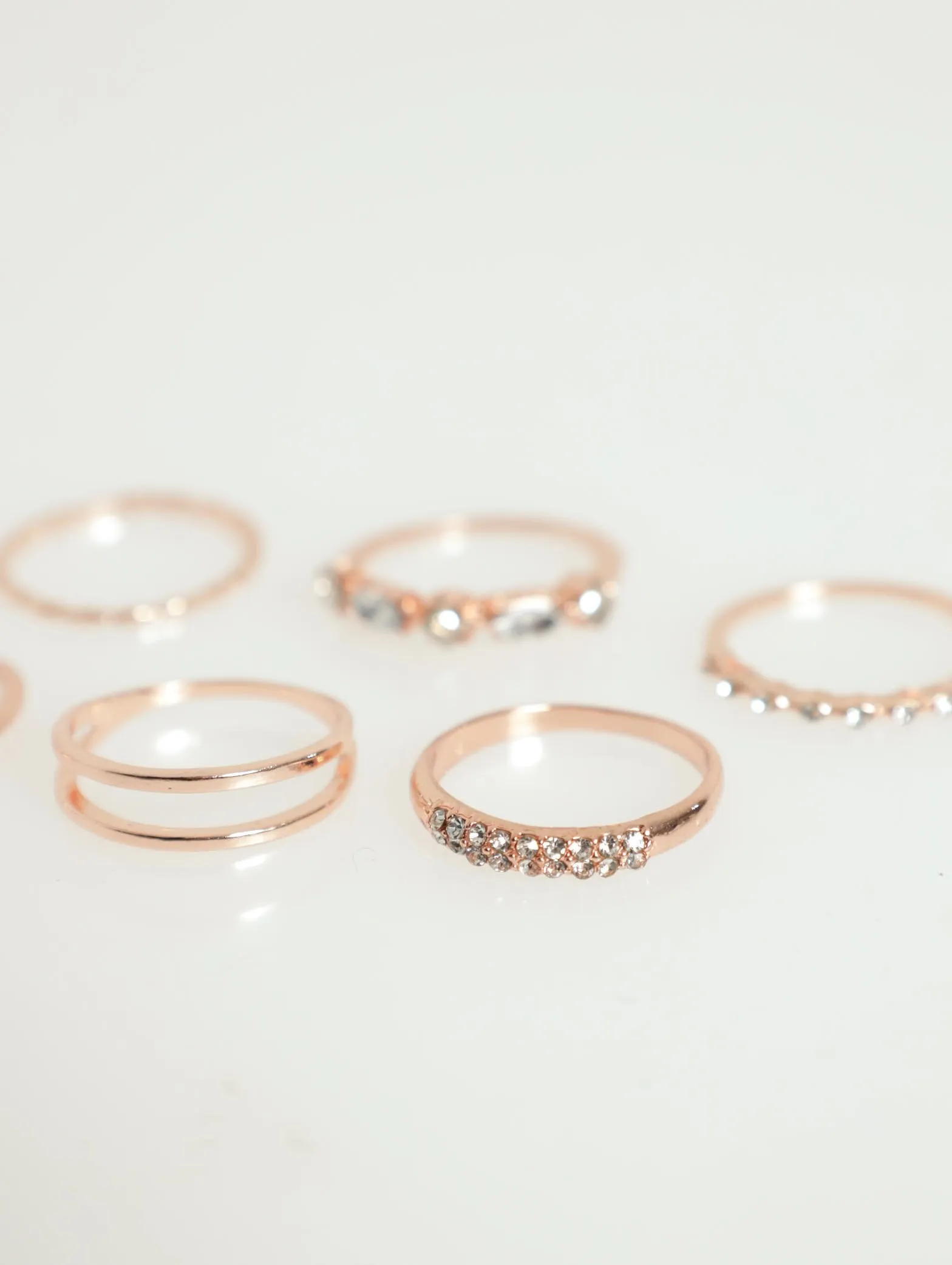 7 Pack Diamante Rings - Rose Gold