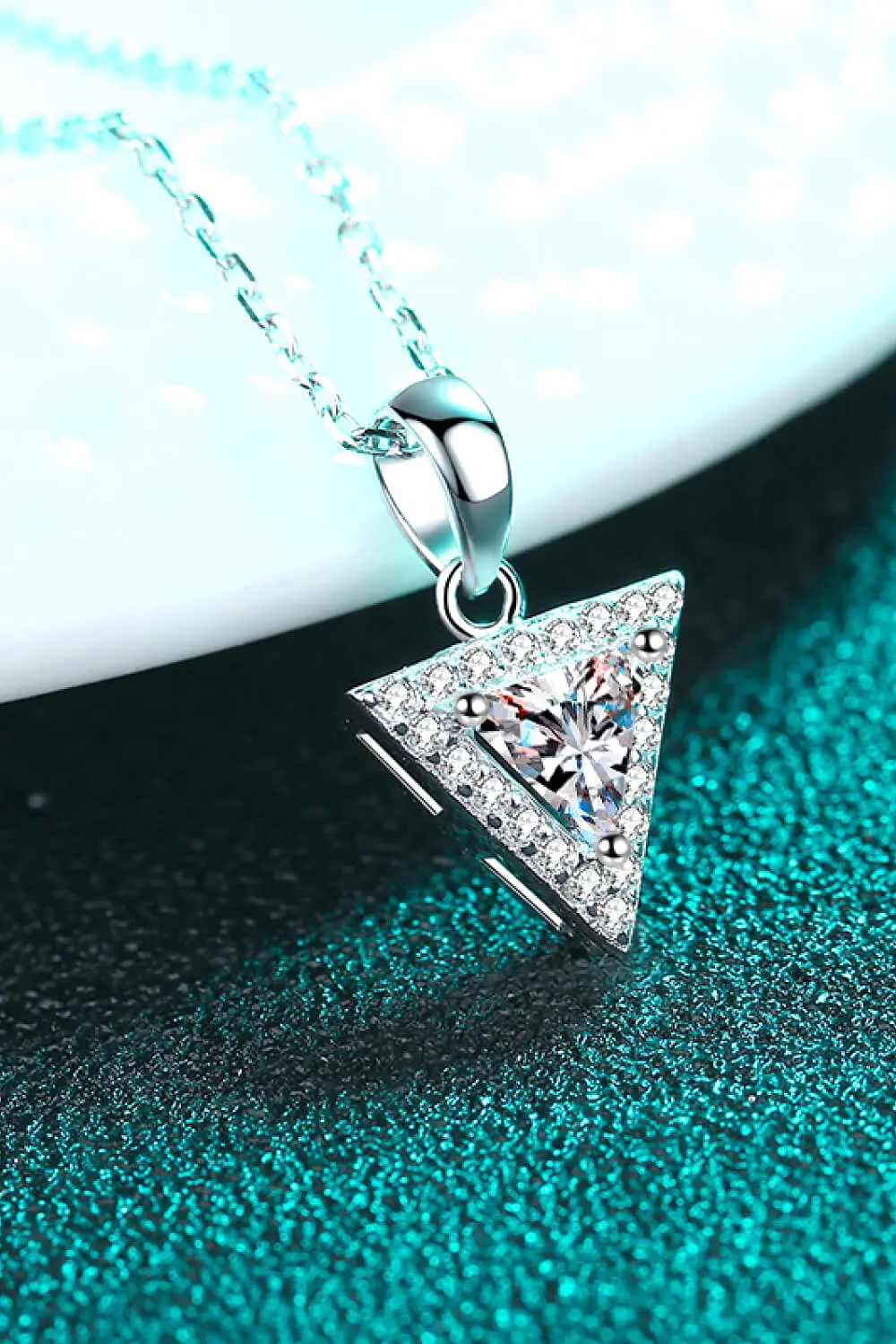 925 Sterling Silver Triangle Moissanite Pendant Necklace