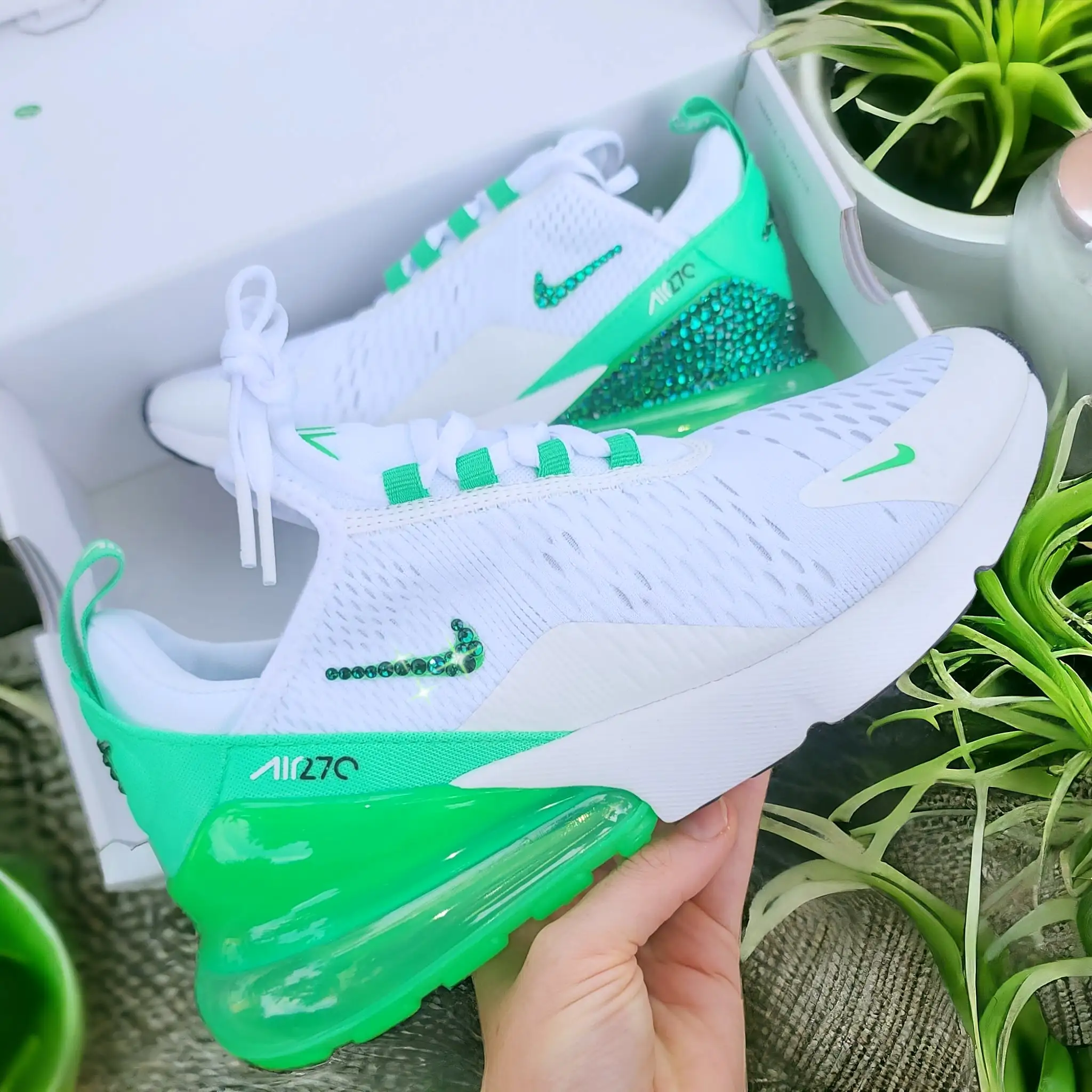 Air Max 270 Women (Green /White) - Swoosh/AIR Only