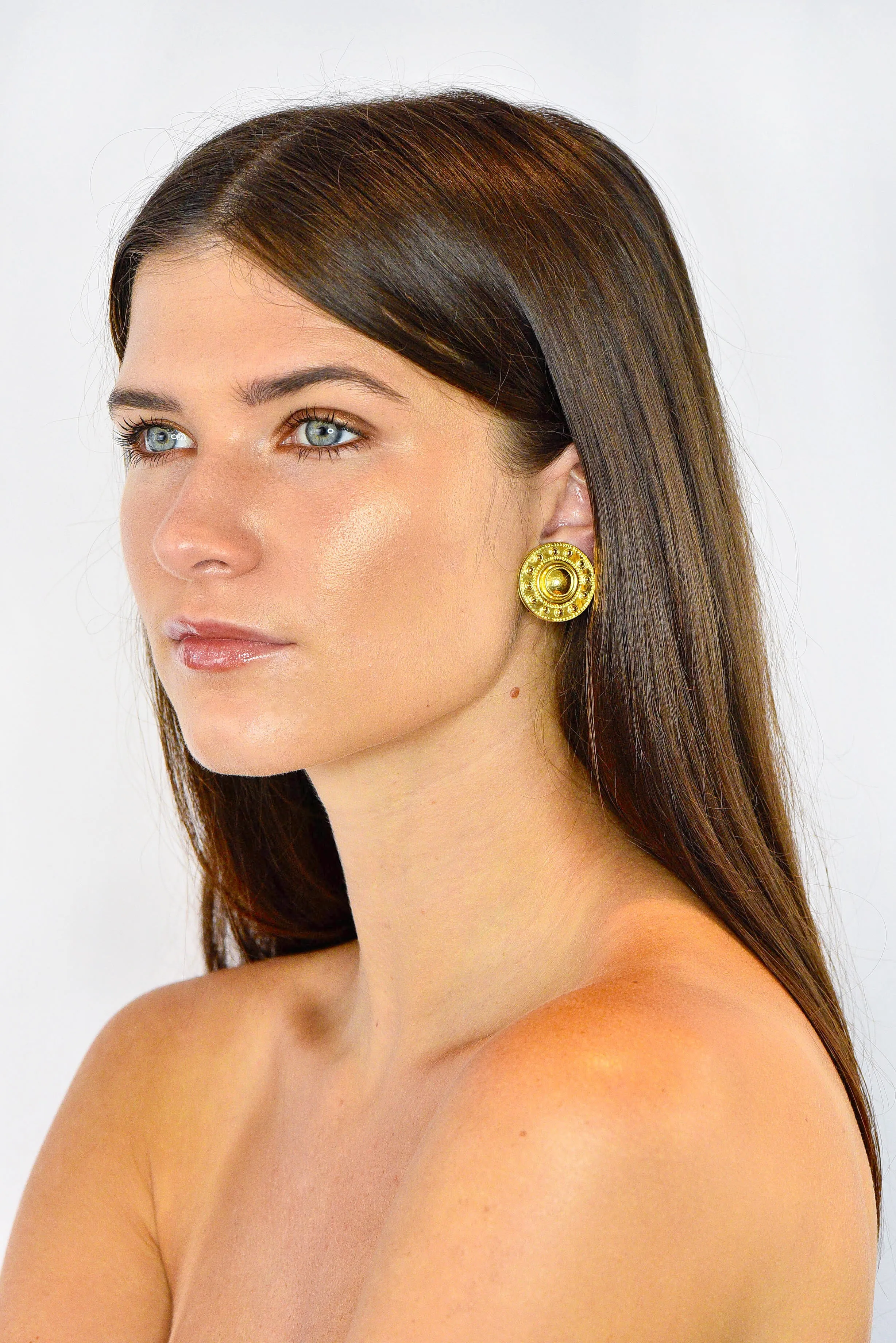 Elizabeth Locke Contemporary 18 Karat Gold Daisy Earrings