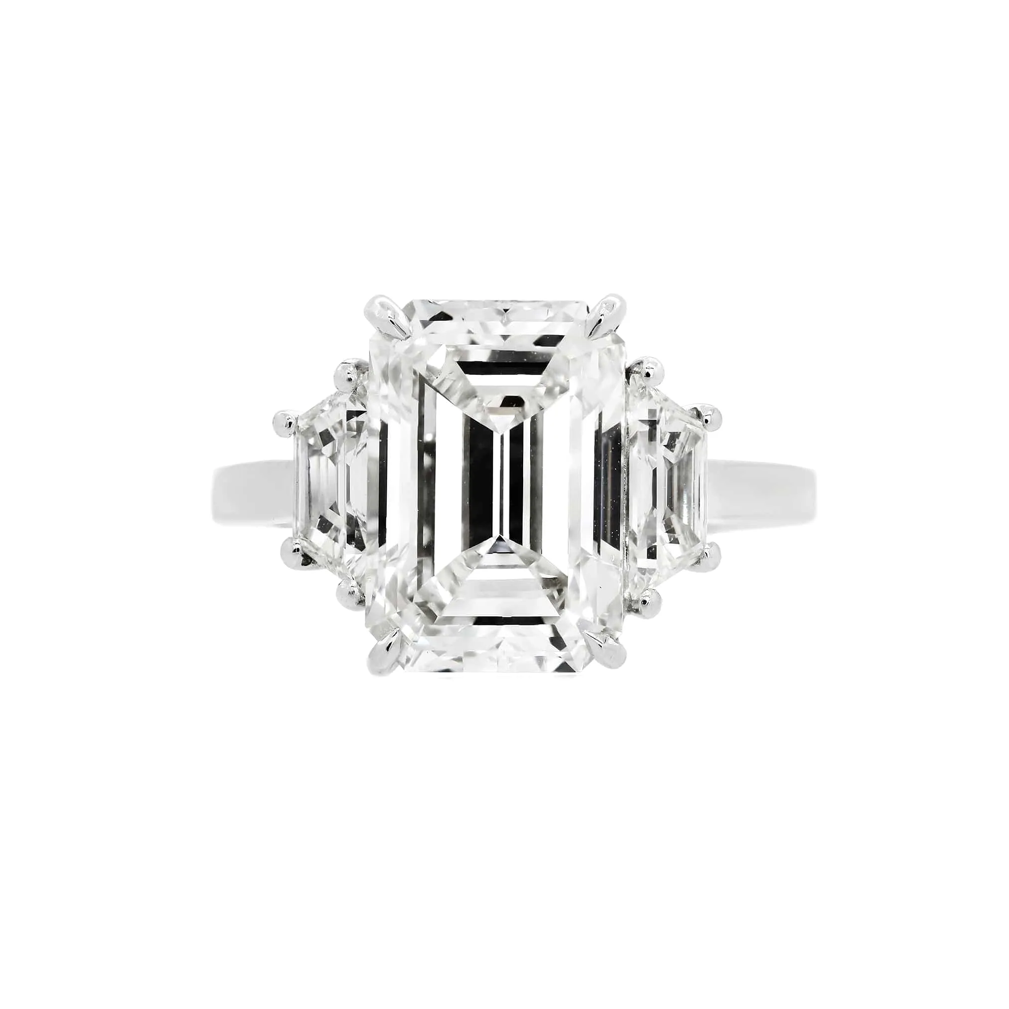 Emerald Cut Diamond Engagement Rings