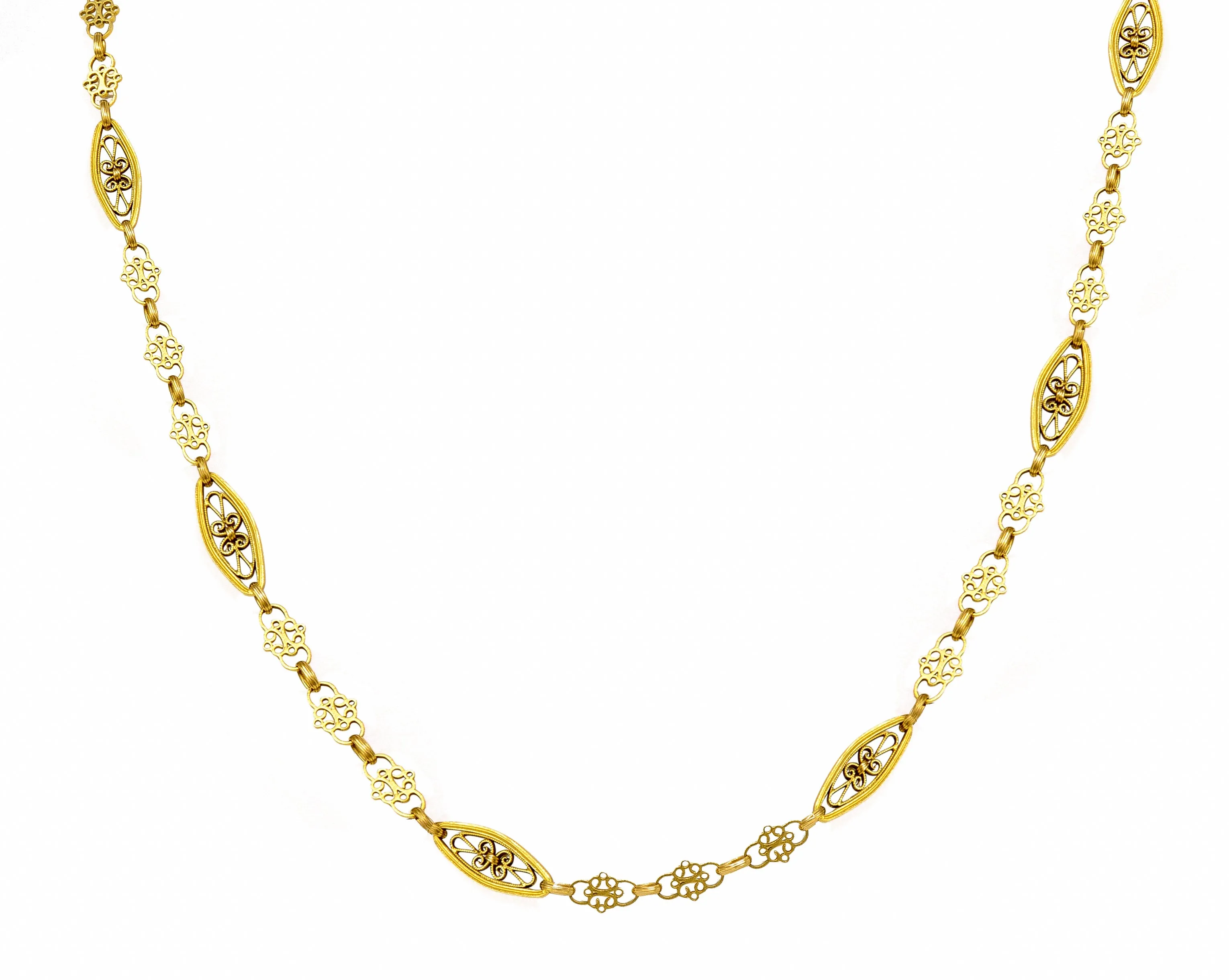 French Victorian 18 Karat Yellow Gold Whiplash Navette Link Antique Chain Necklace