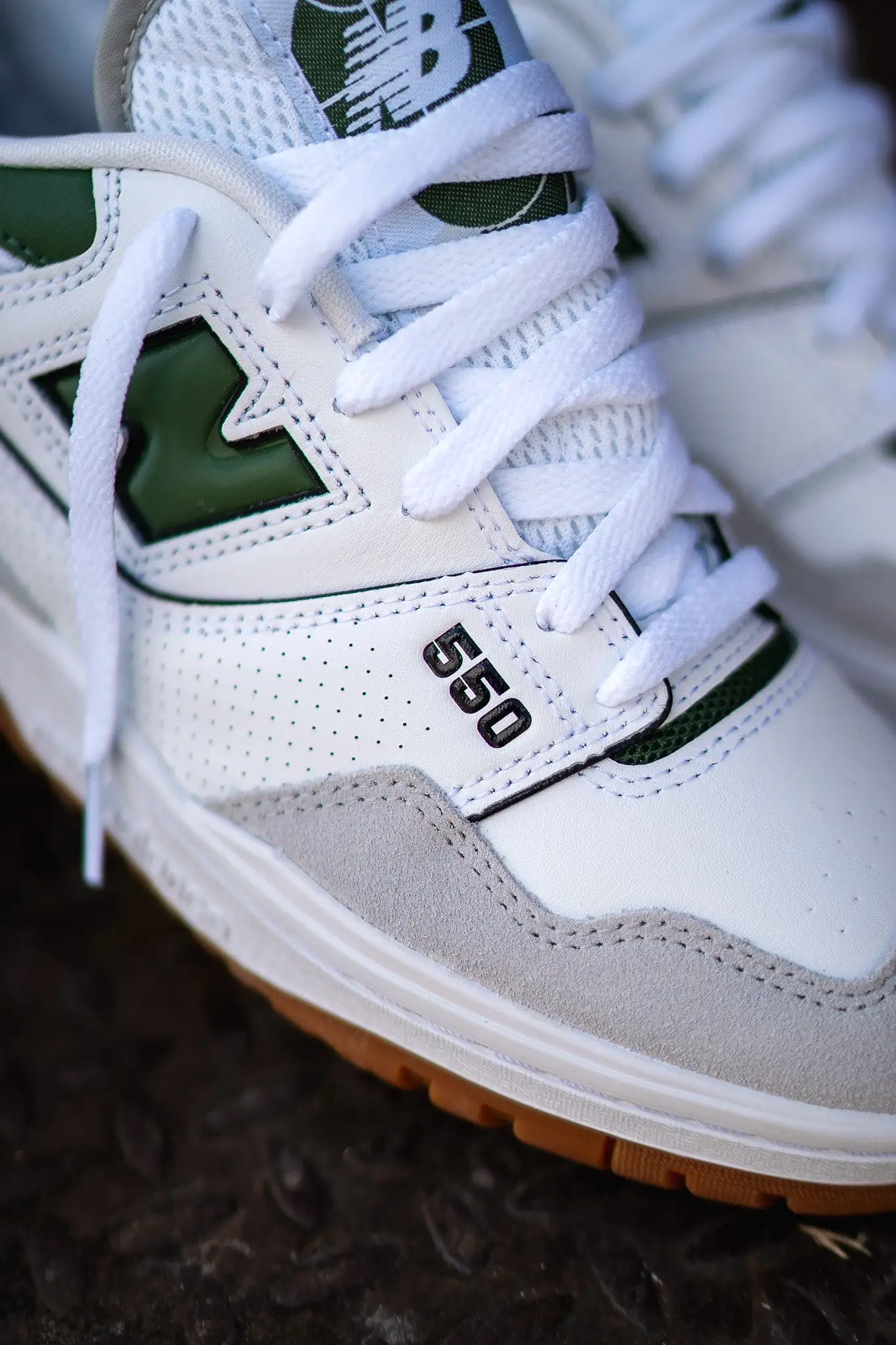 Mens New Balance 550 (White/Pine Green) - BB550ESB