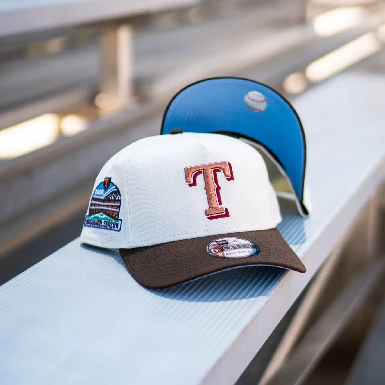 New Era Texas Rangers 2020 Inaugural 9FORTY A-Frame Snapback (Off White/Mocha)