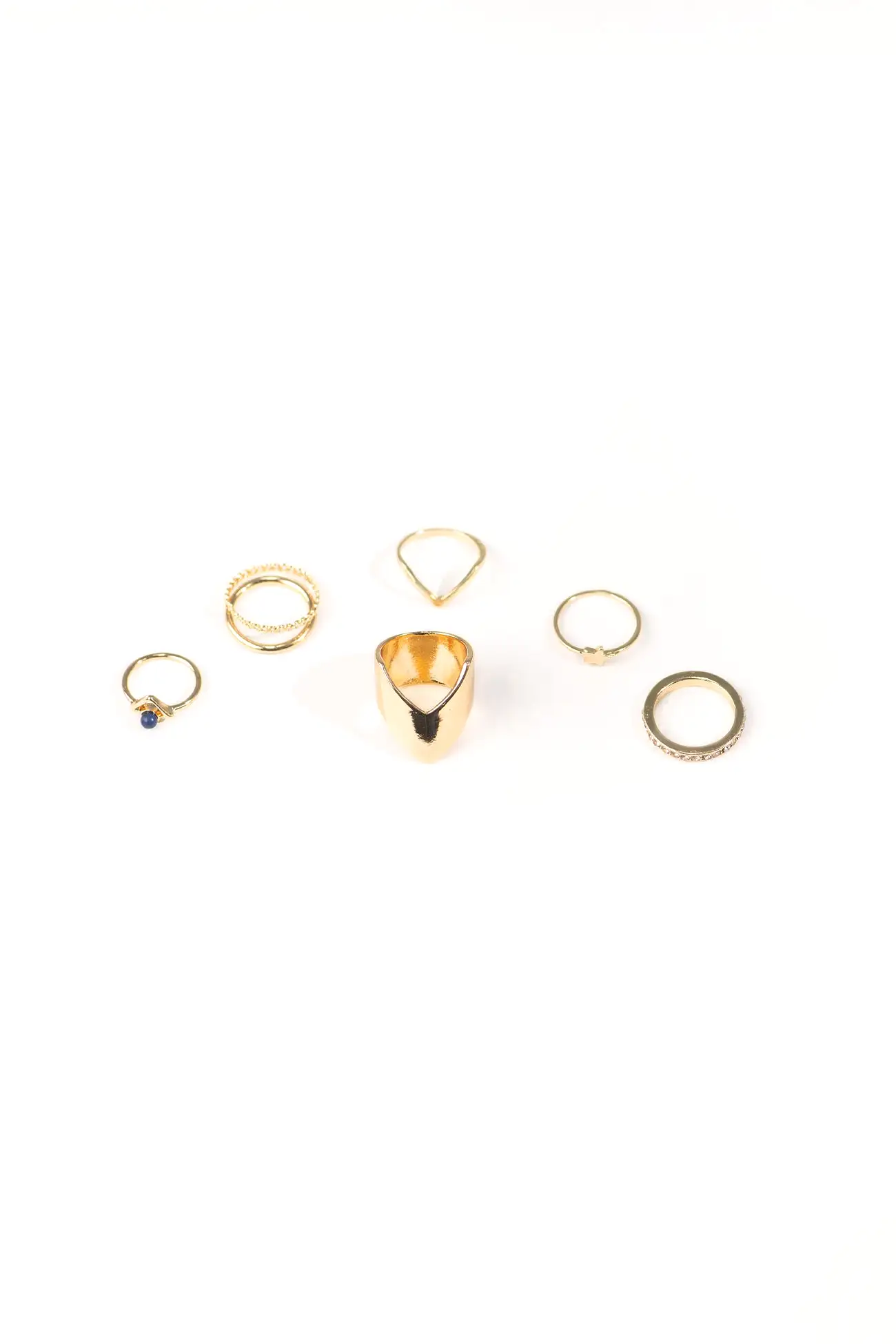 SET OF METALLIC RINGS