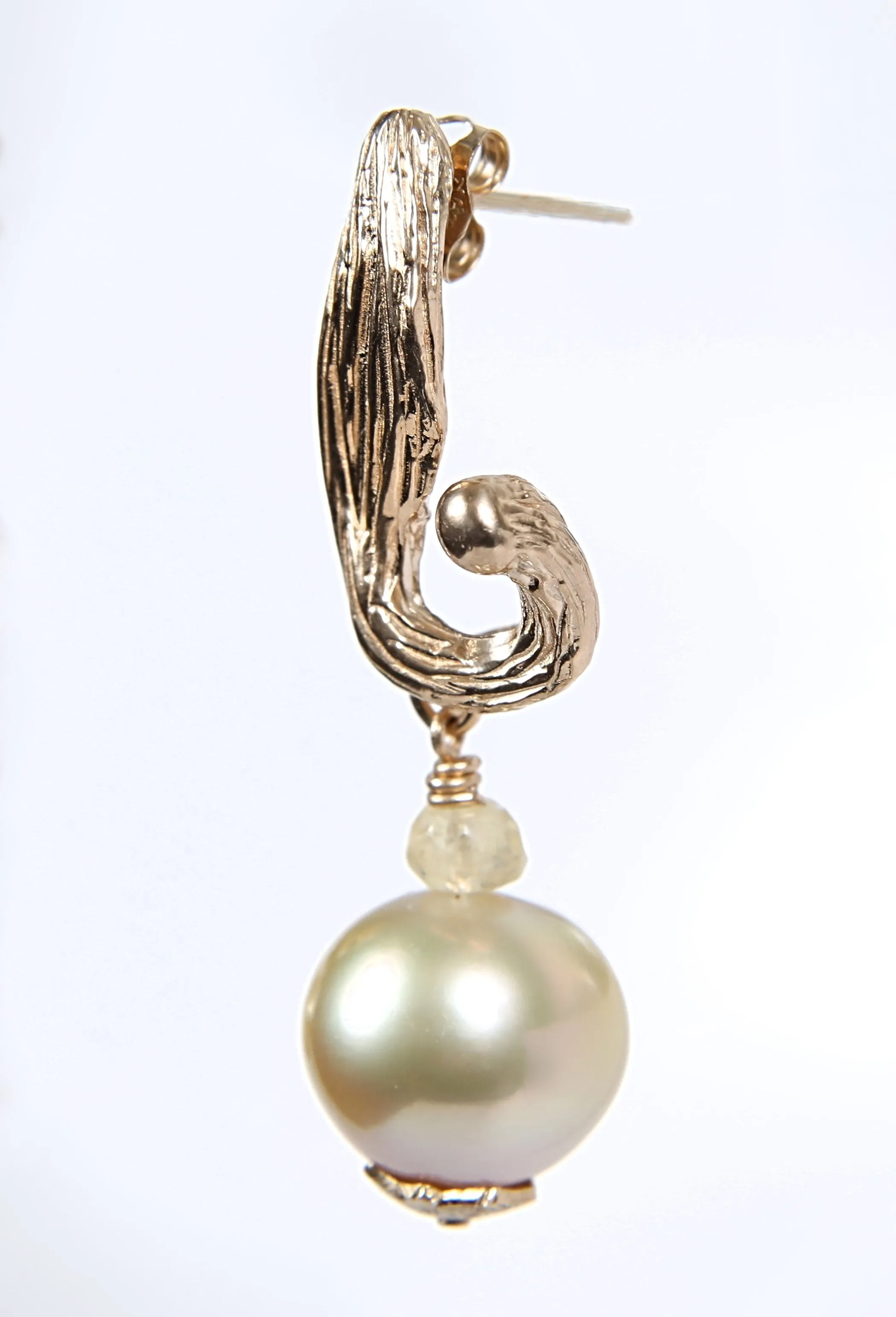 South Sea Pearl, Songea Sapphire, and Gold Earrings