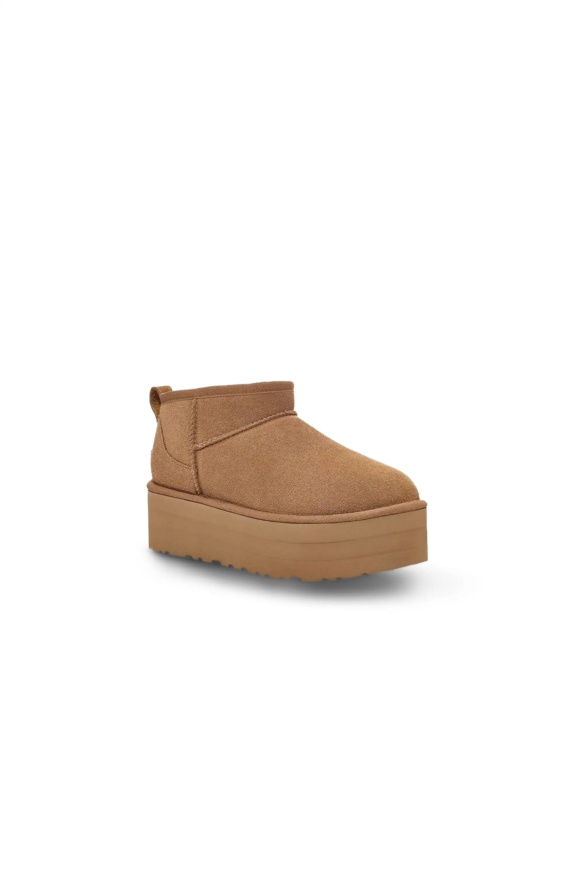 UGG Women's Classic Ultra Mini Platform in Chestnut